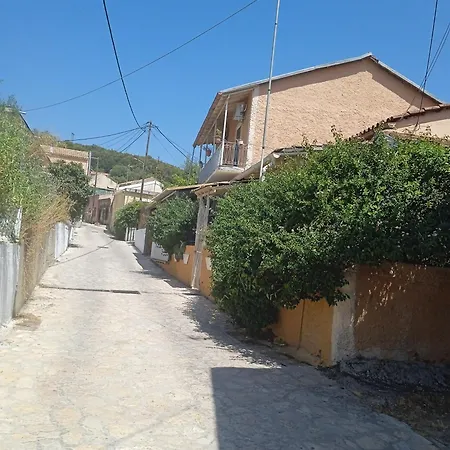 Nyaraló Angela, Traditional In The Village